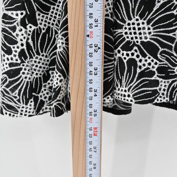 BOSTON PROPER Embroidered Dress Sz 6 Black White Floral Puff Sleeve Flounce Hem‎ - Picture 5 of 15